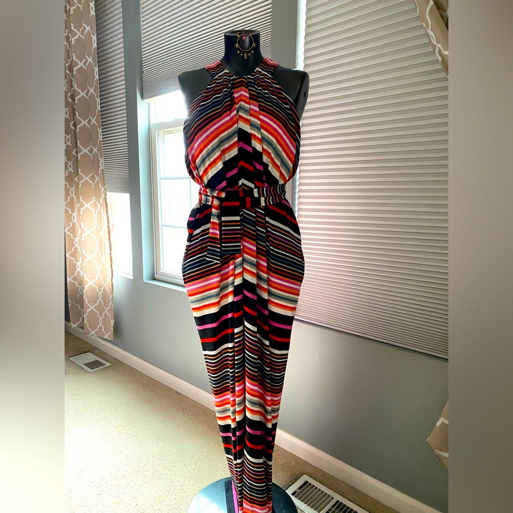 Suzy Chin by Maggy Boutique halter neck dress